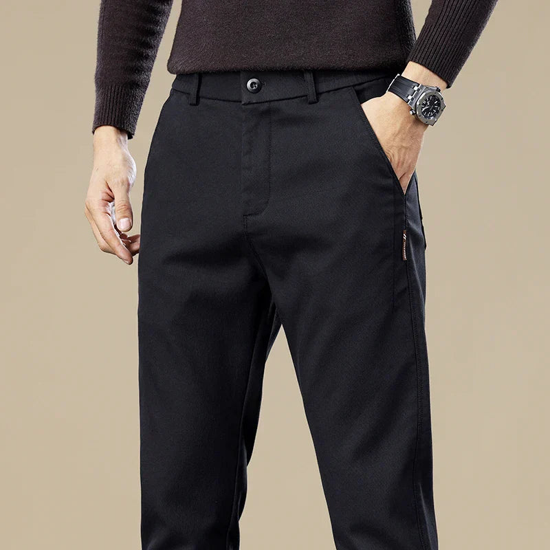 Pantalón Chino Bravon – Estilo Versátil y Confort Todo el Día